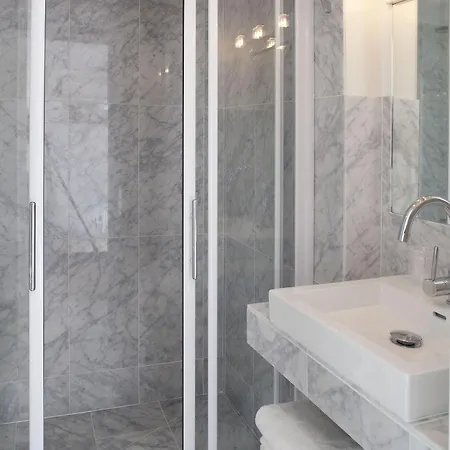 Hotel Mayet Parijs