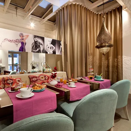 Hotel Mayet Parijs